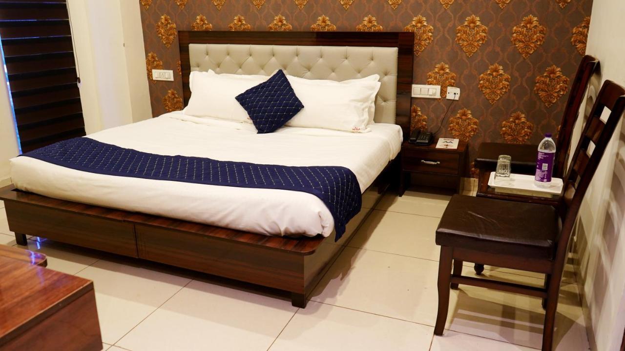 Aa Hotels & Resorts Zirakpur المظهر الخارجي الصورة